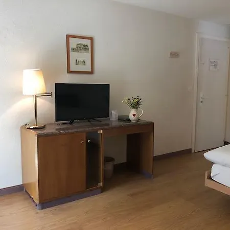 Otel Le Green Economy