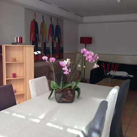 Otel Le Green Economy